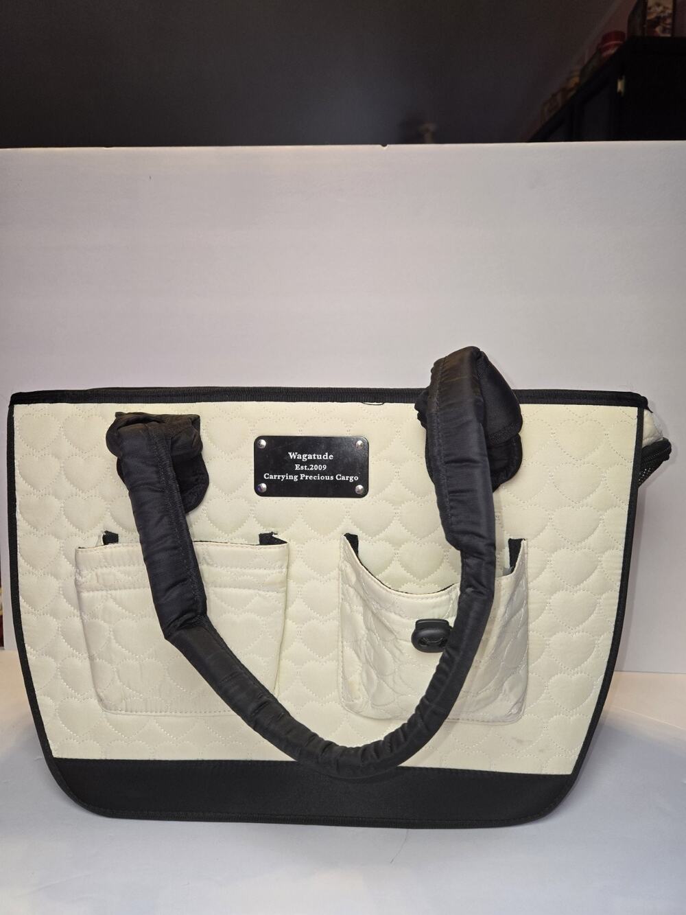 Wagatude Quilted Pet Carrier Travel Tote Bag Cream Black Removable Pillow Hi End